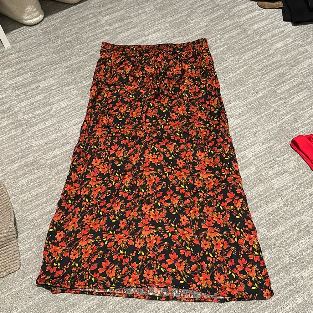 Gap midi skirt